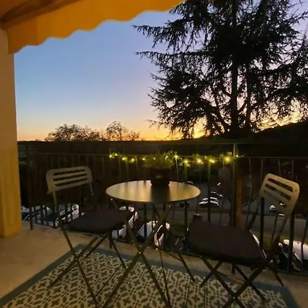 Les Fontaines Apartamento *